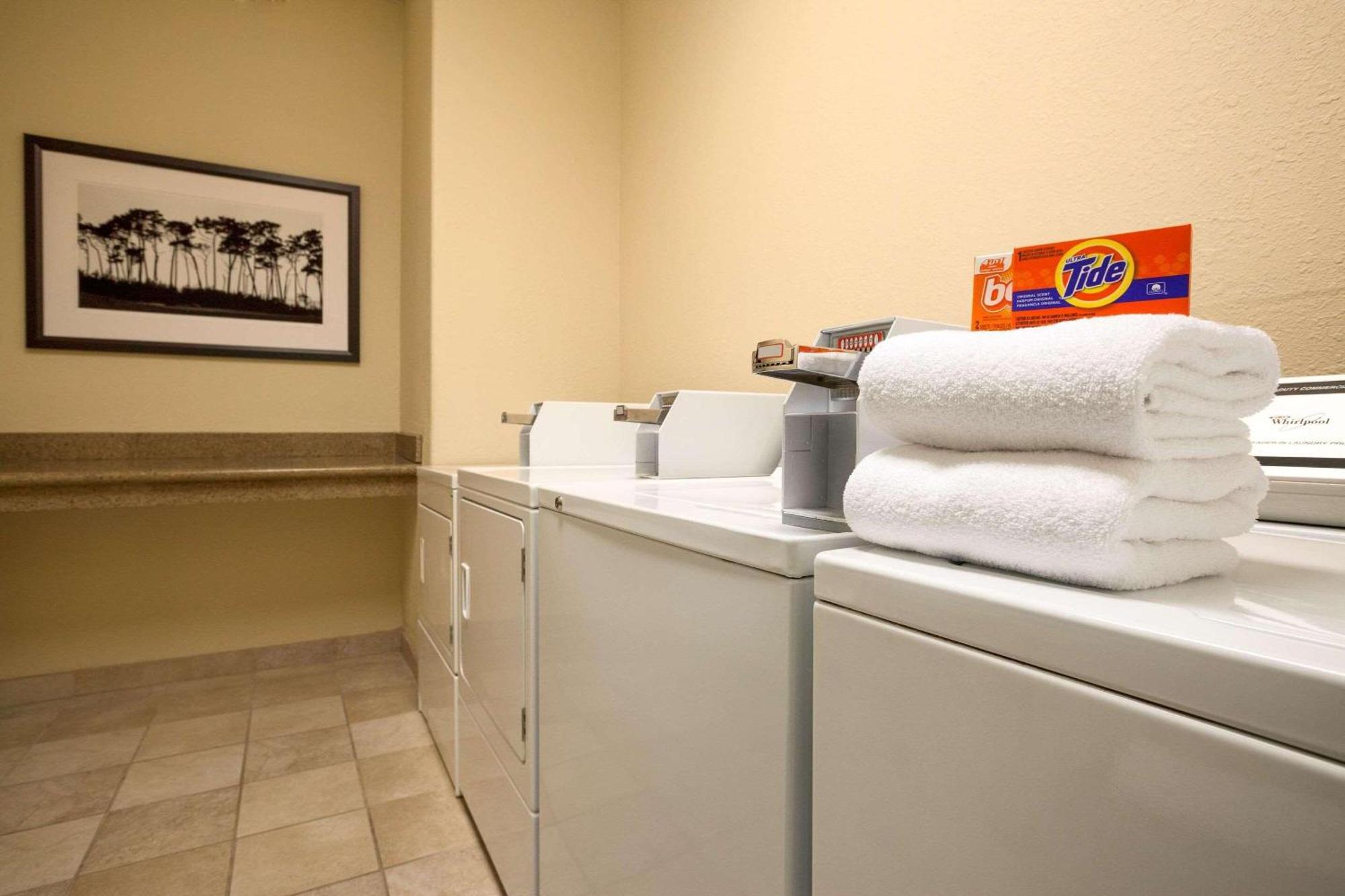 Country Inn & Suites Downtown Convention Center By Radisson, Gatlinburg, Tn Eksteriør billede